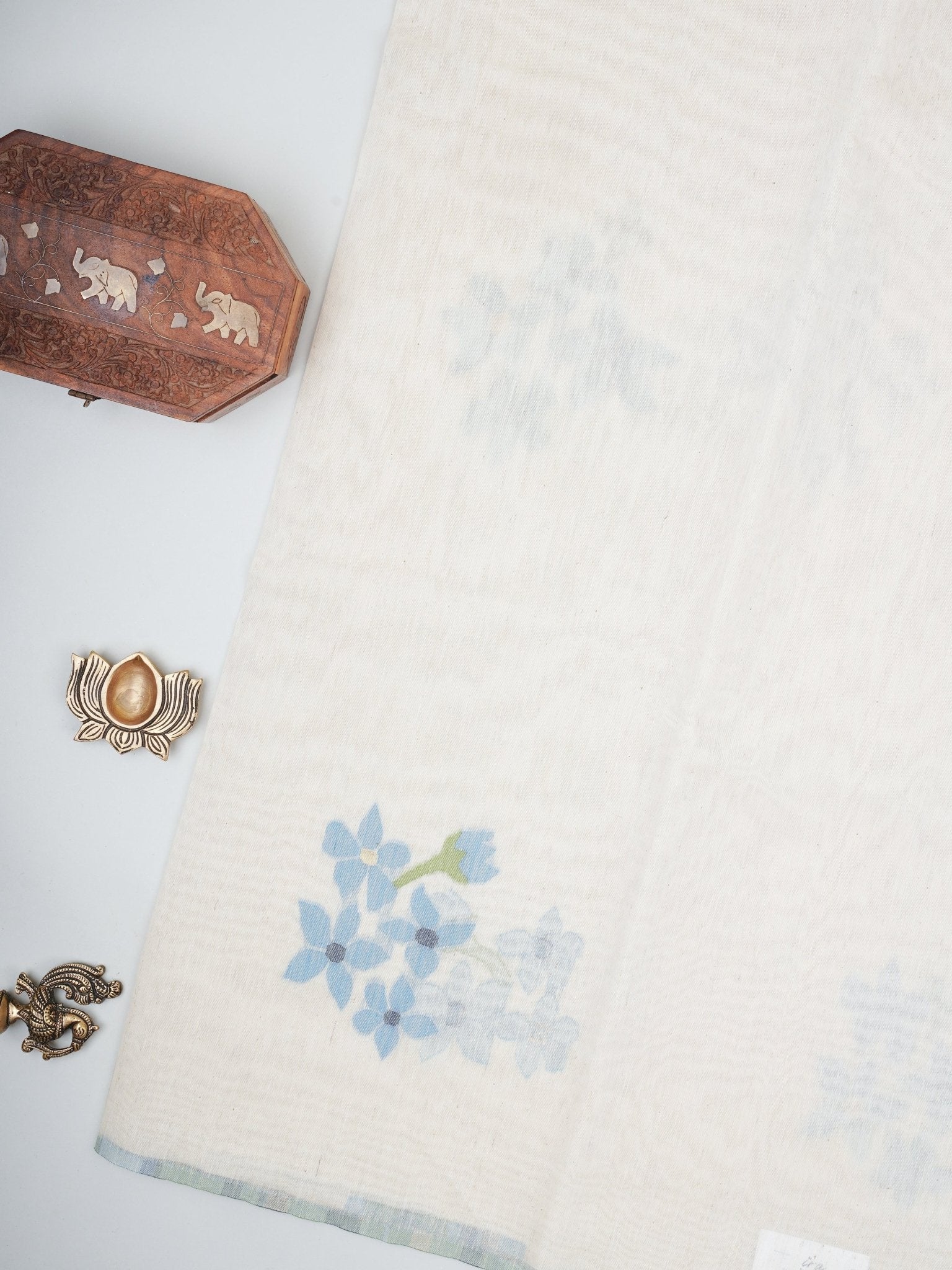 Cottons Cream Kora Cotton - Manoranjitham Weaves - Handloom Store