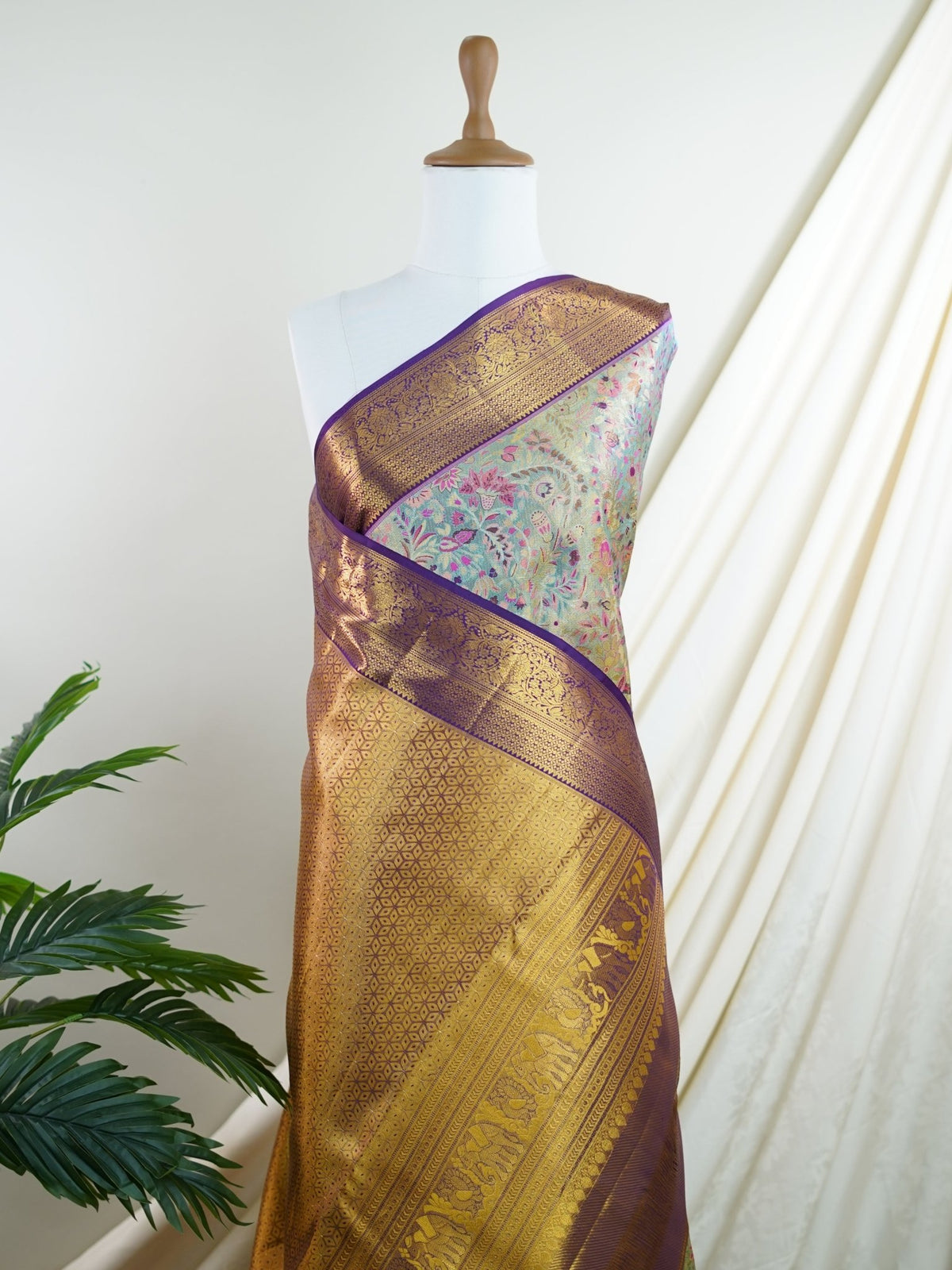 Kanchipuram Silk  100% Pure Silk  - Manoranjitham Weaves - Handloom Store
