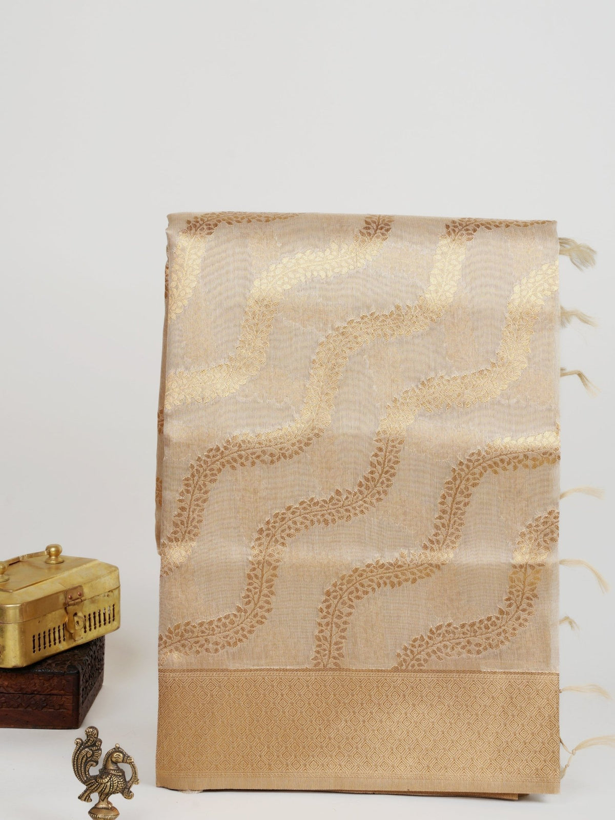 tissue Gold Kora Semi Tissue - Manoranjitham Weaves - Handloom Store