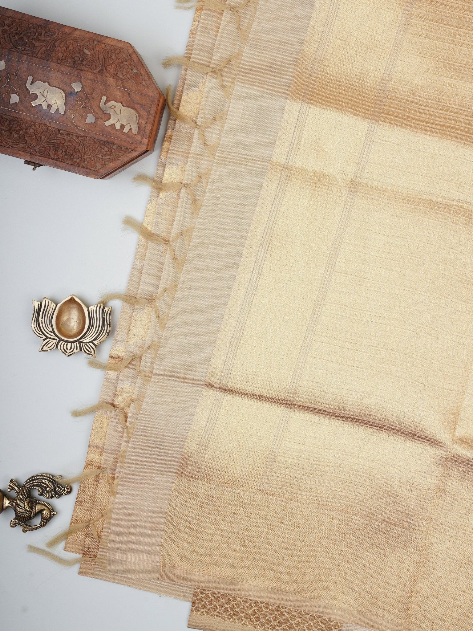 tissue Gold Kora Semi Tissue - Manoranjitham Weaves - Handloom Store
