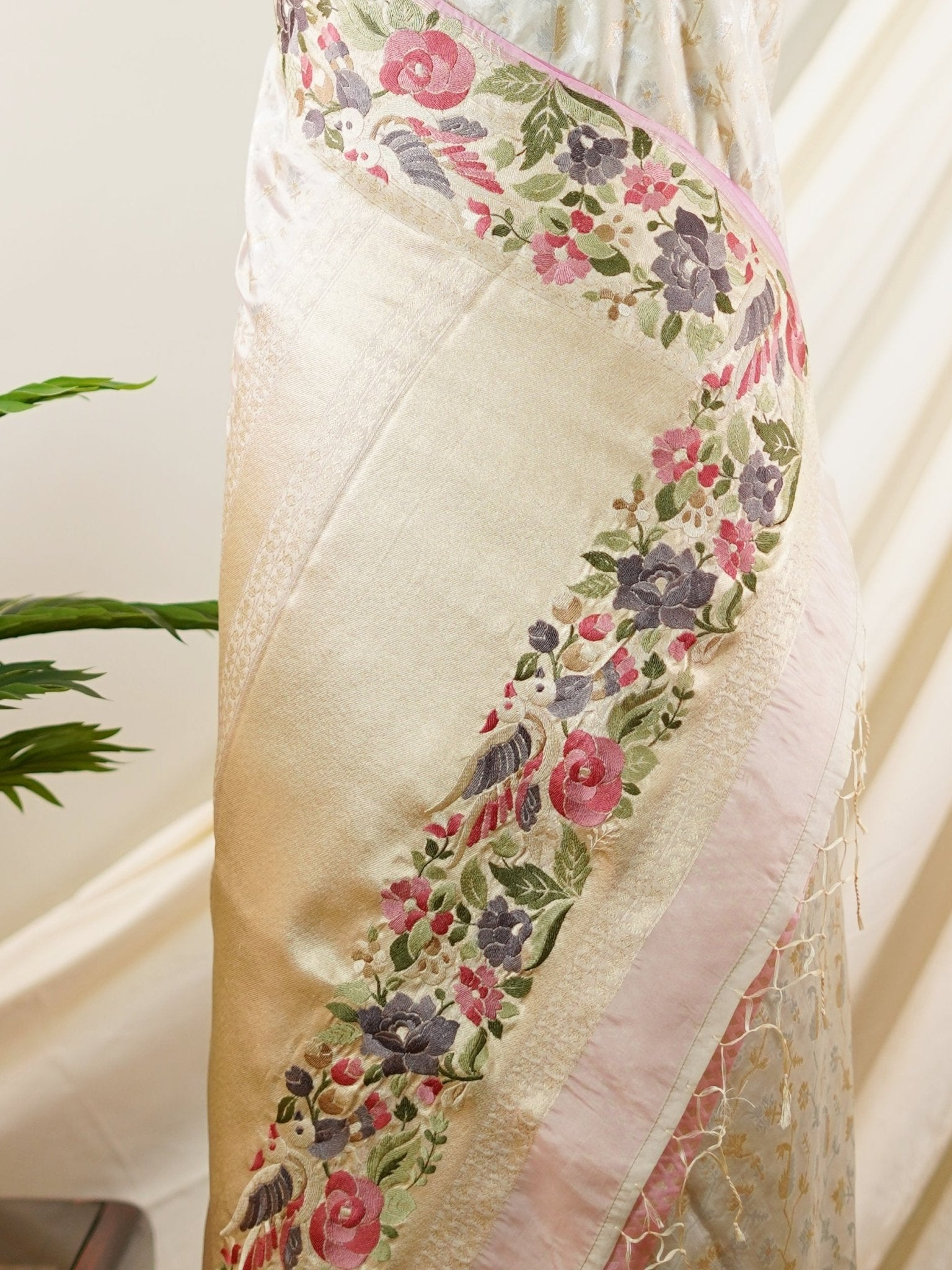 Katan Silver 100% Pure Silk  - Manoranjitham Weaves - Handloom Store