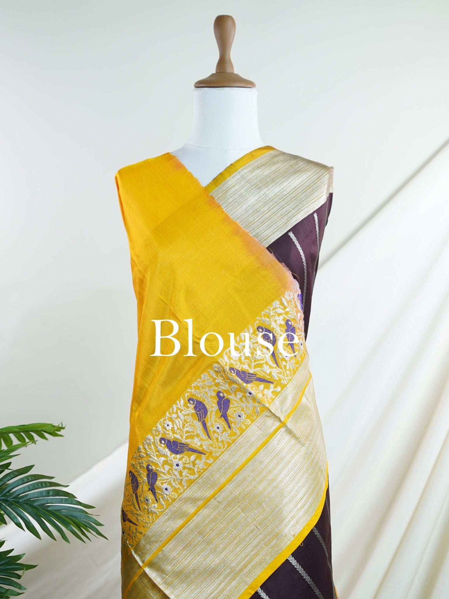 Venkatagiri Silk  100% Pure Silk  - Manoranjitham Weaves - Handloom Store