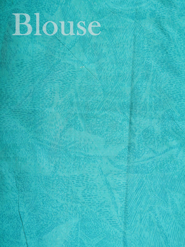 Satin A gentle play of green and grey comes alive through intricate digital prints.br
This Semi Mushru saree from Varanasi blends shine with comfort effortlessly.br
Soft on the skin and striking in look, it's perfect for casual elegance.br
A modern weave with timeless charm.br
#SemiMushru #VaranasiPrints #EverydayElegance #ManoranjithamSarees Vidhya - Semi Silk Saree | Digital Print - Manoranjitham Weaves - Handloom Store