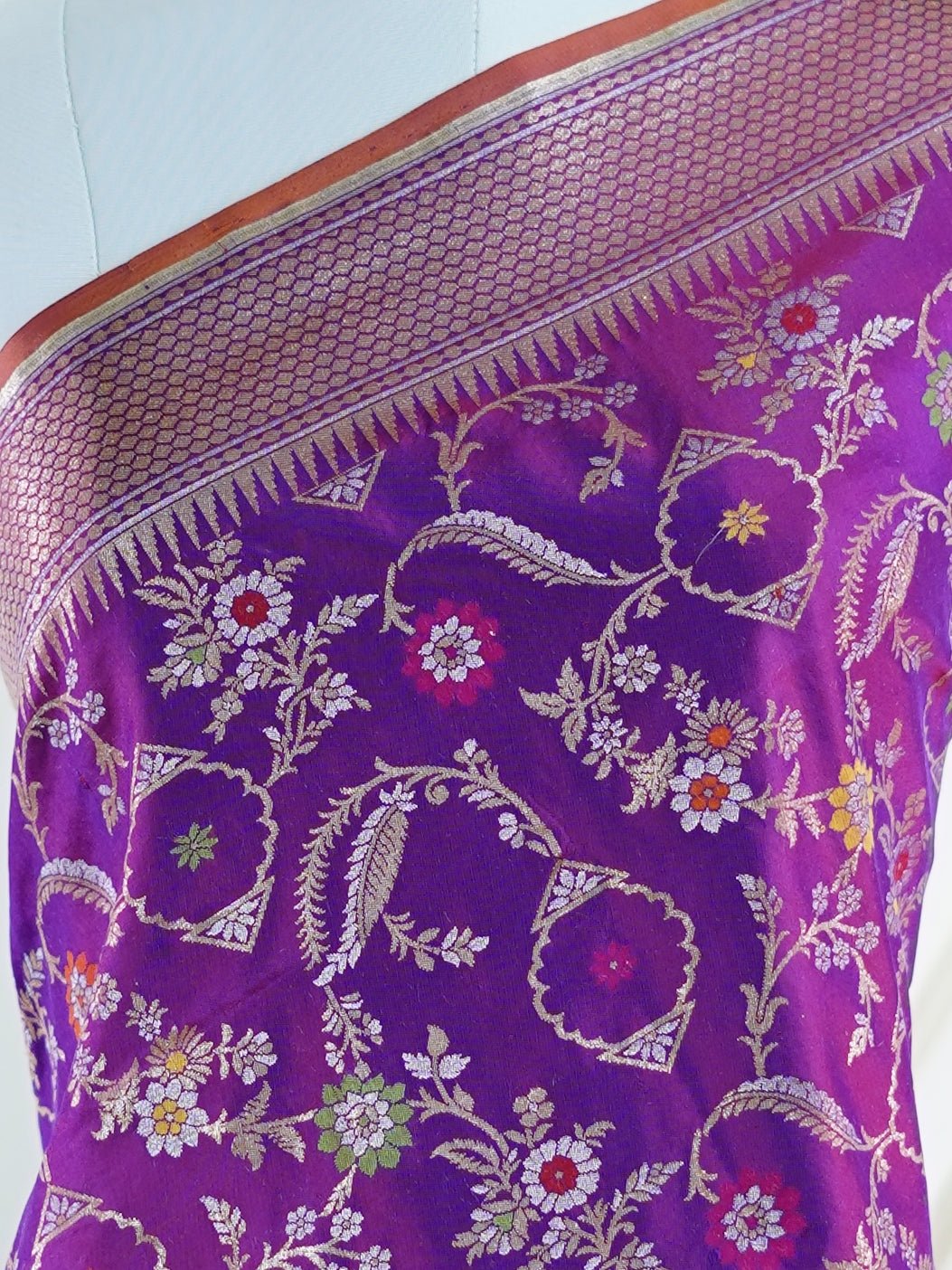 Katan Violet 100% Pure Katan Silk - Manoranjitham Weaves - Handloom Store