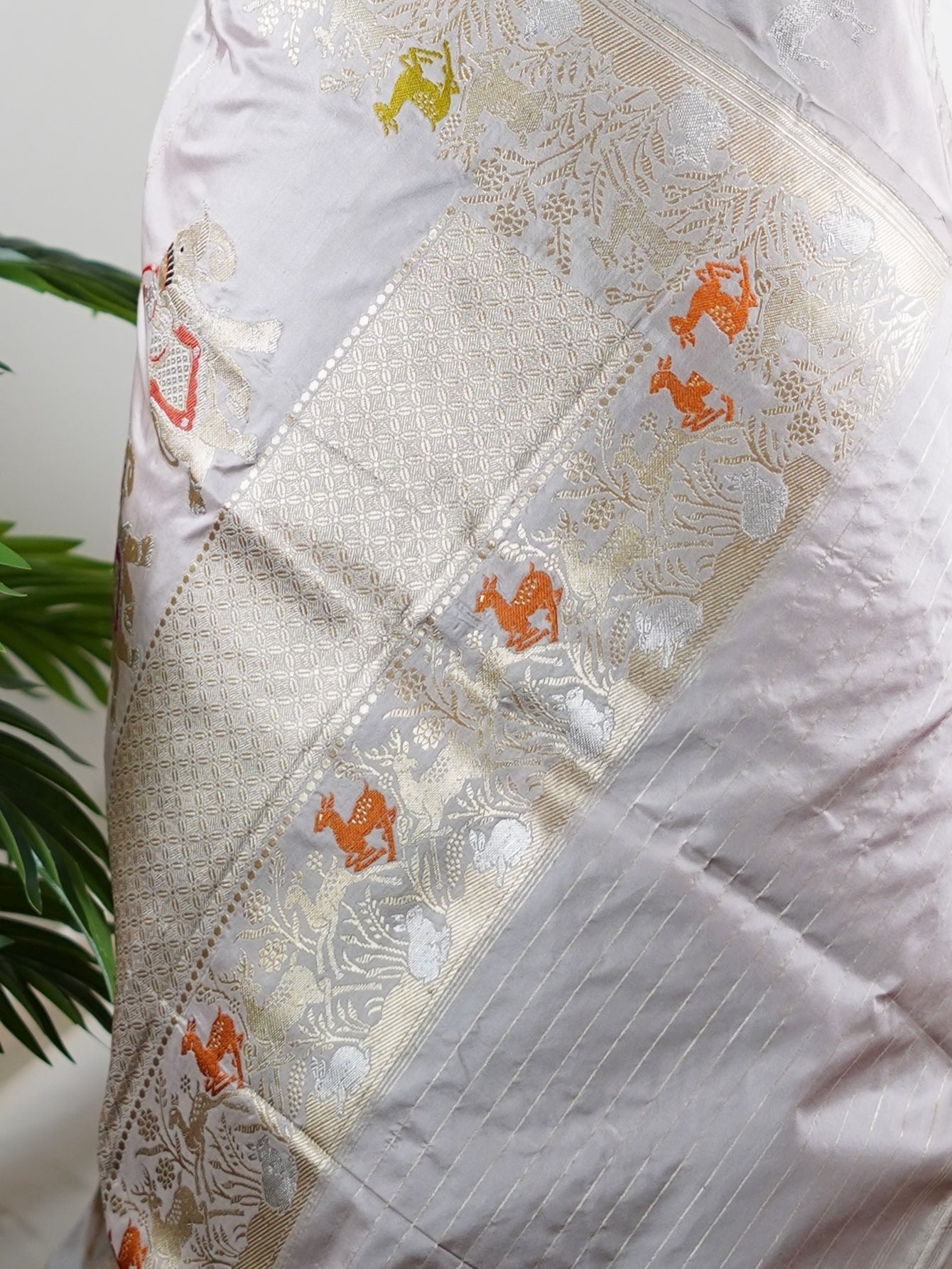 Katan Light Mauve 100% Pure Katan Silk - Manoranjitham Weaves - Handloom Store