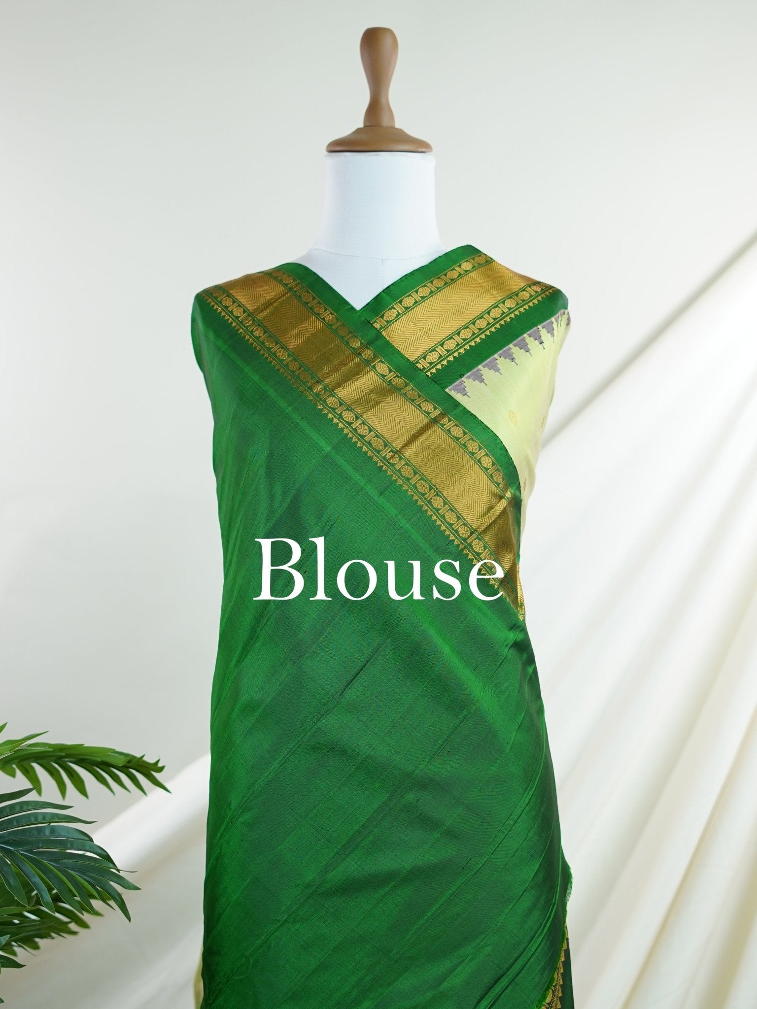 Gadwal Silk  100% Pure Silk  - Manoranjitham Weaves - Handloom Store