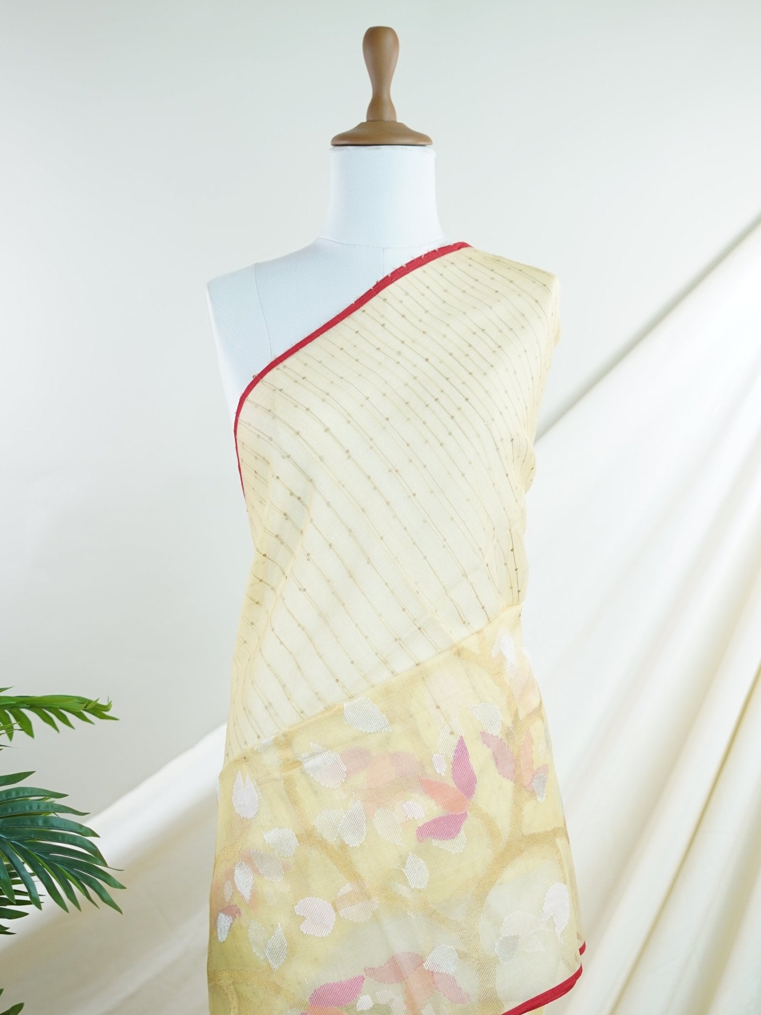 Fancy Yellow Muslin - Manoranjitham Weaves - Handloom Store