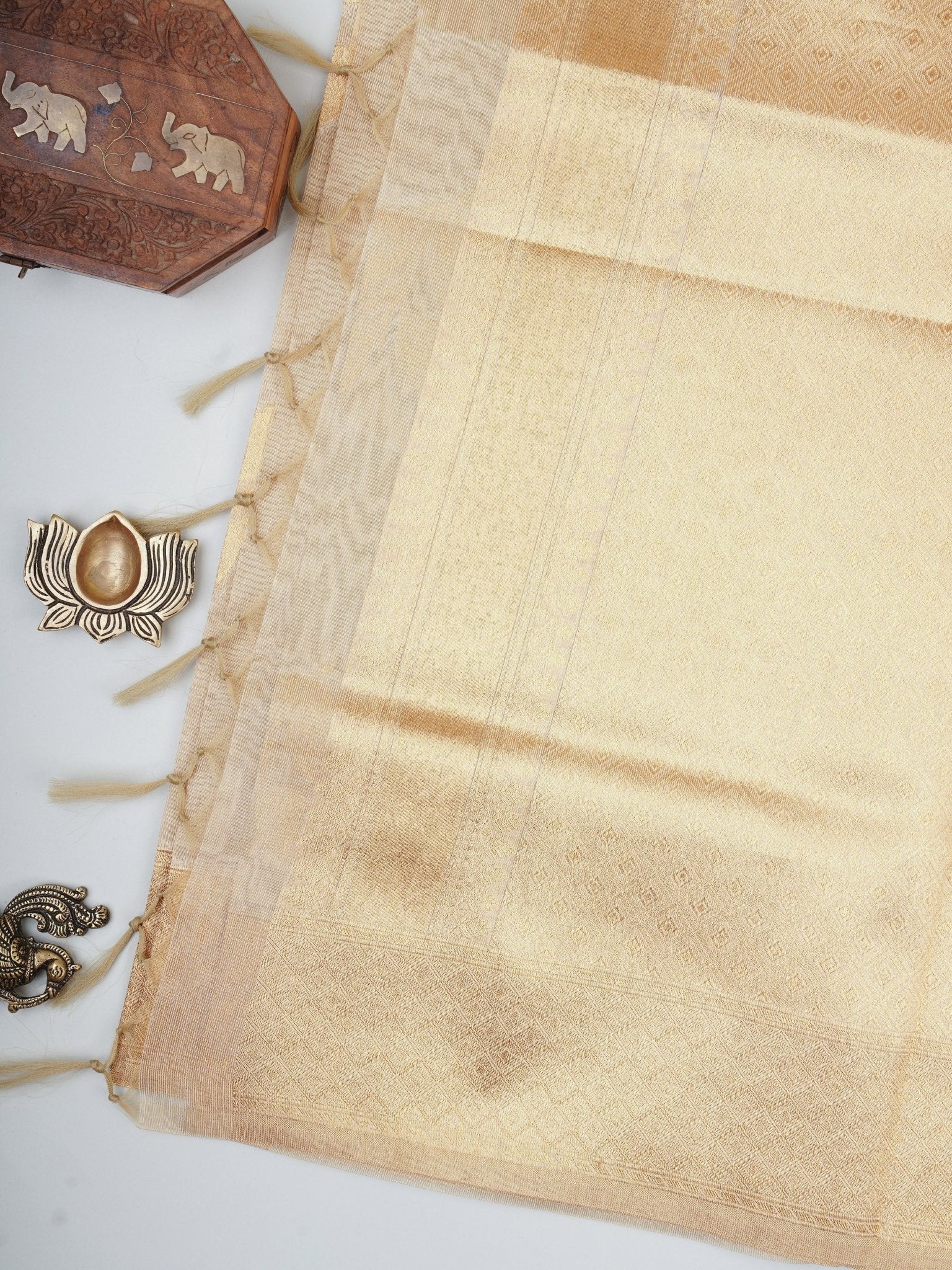 tissue Gold Kora Semi Tissue - Manoranjitham Weaves - Handloom Store